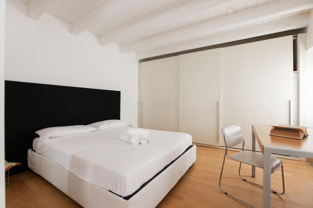 Hacca Collection - Open Space In Porta Ticinese Milano Exterior foto
